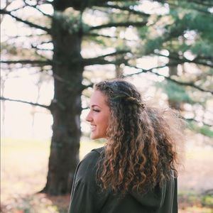 Meet your Posher, Anna